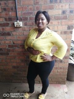Ayohlela