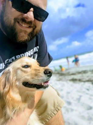 dogdad_teacher is Single in Lake Mary, Florida, 4