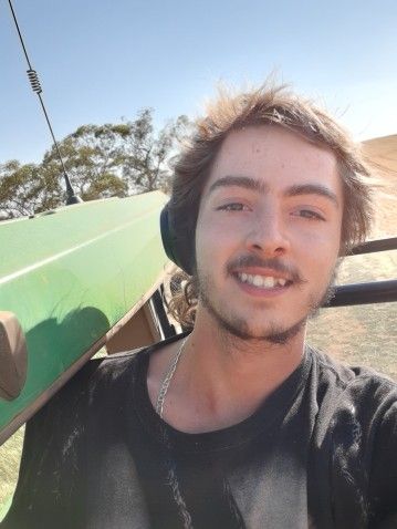 LewisOrio is Single in Perenjori, Western Australia, 1