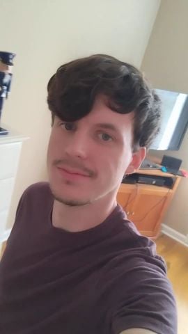 Aaron0008