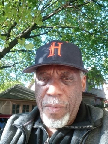 roy1148 is Single in Muskegon, Michigan, 1