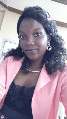 Carinelove is Single in Yaoundé, Ontario, 1