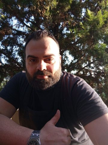 Teoke is Single in Jdeid3, Liban-Nord, 2