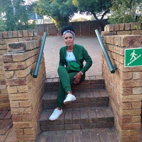 Naomisam is Single in Edenvale, Gauteng