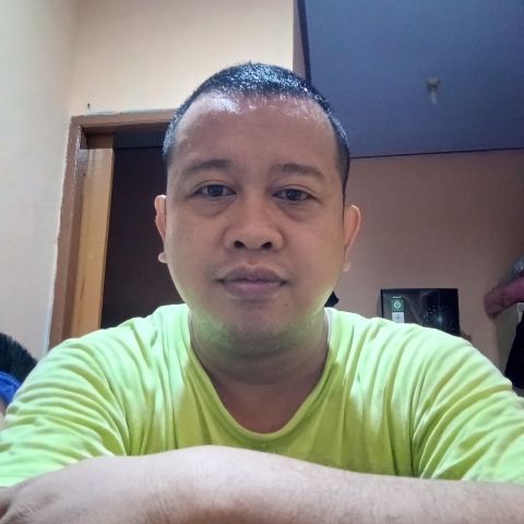 Thinoes_Oey is Single in North Tangerang, Banten, 1