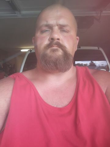 Bigcountry123 is Single in Shady Spring, West Virginia, 1