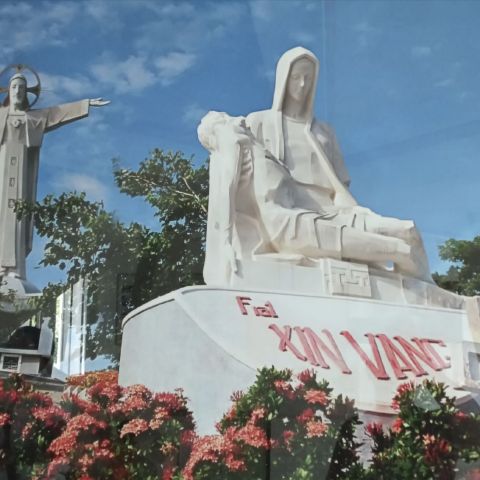 AvraJuntaks