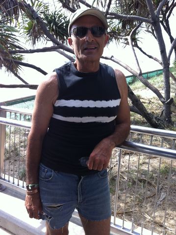 passing_breaths is Single in gold coast, Queensland, 1