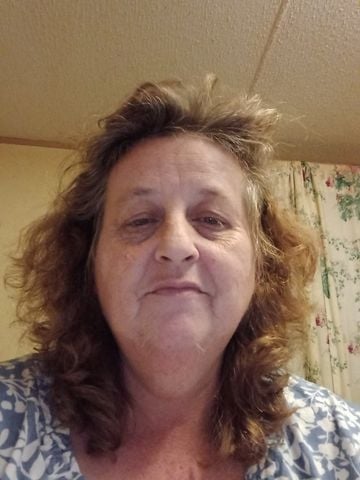 Debbie1971 is Single in Knoxville, Tennessee