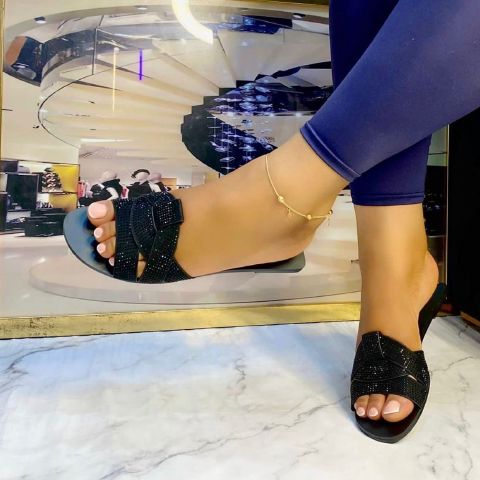 Amina5