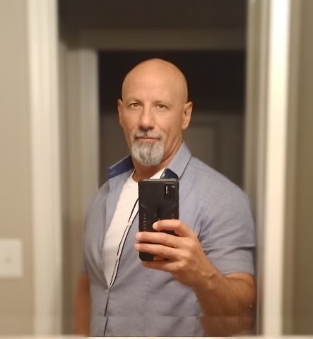 oldworld is Single in Boring, Oregon, 4