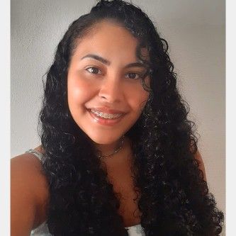 carolinesaito200