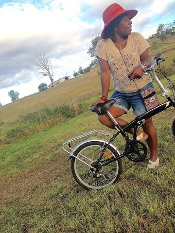 Maryhungha is Single in Annerley, Queensland
