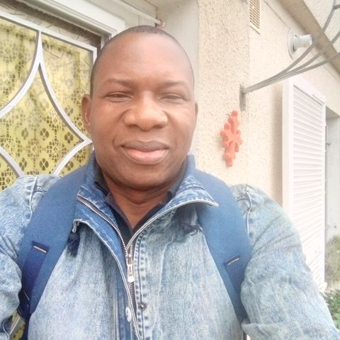 Amos72 is Single in Grenoble, Provence-Alpes-Cote d'Azur, 2