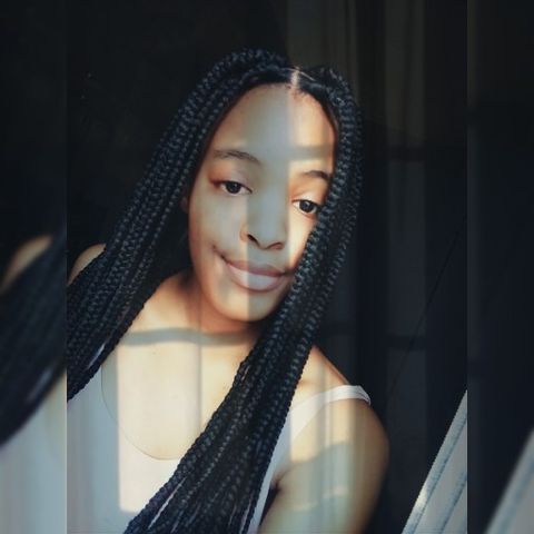 Zoe_