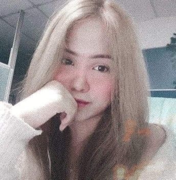ElleinadV