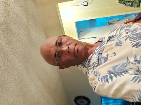 Roncar45 is Single in North Lauderdale, Florida, 4