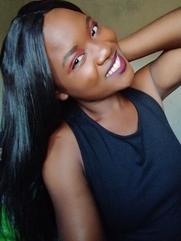 Yvonne4