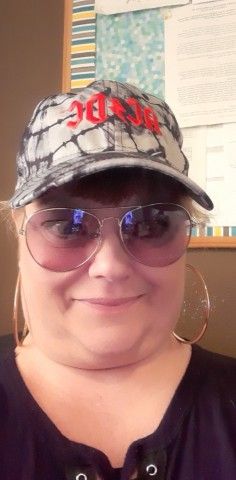 Charstar54 is Single in Cumberland, Wisconsin, 2