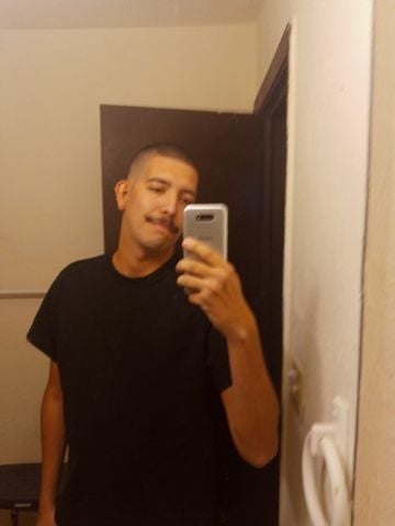 Eddie6918 is Single in Las Cruces, New Mexico, 1