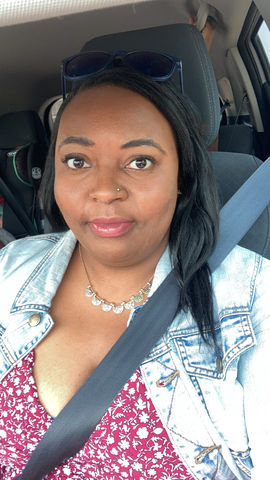 WifeMaterial125 is Single in AURORA, Illinois, 1