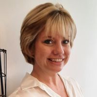 Claire79 is Single in Brighton, England