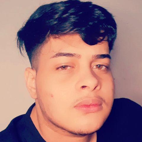 Levi23