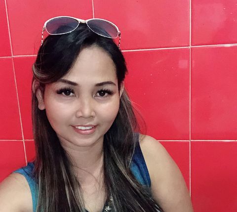 Yulia14 is Single in Malang, Jawa Timur (Djawa Timur)