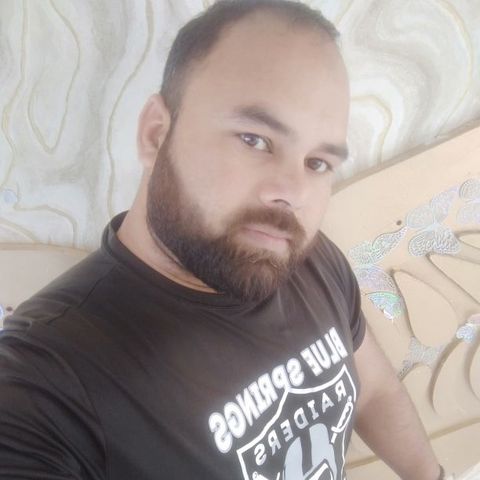Chris7903 is Single in Lahore, Punjab, 2