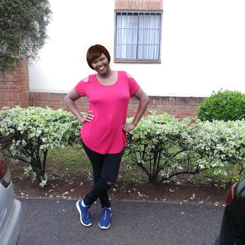 Mburugrace074