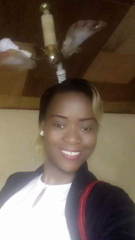 Esther7712