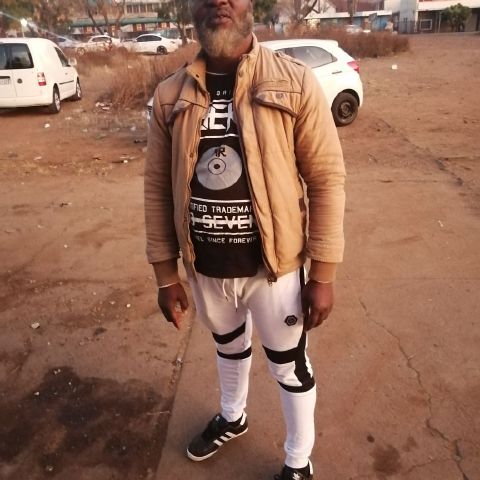 MikeKeem is Single in Pretoria, Gauteng, 4