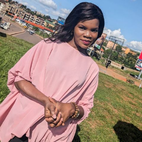 Christyn28