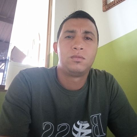 EdgarJimenez is Single in Barinas, Barinas, 1