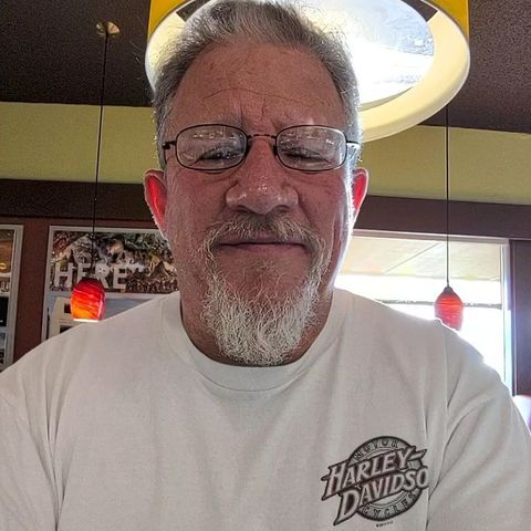 Chuck_talley is Single in Carlsbad, New Mexico