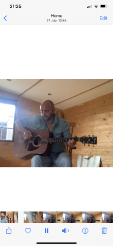 AcousticWarrior1 is Single in Newark, England, 4