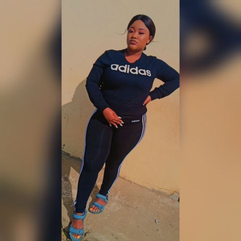 Nelisiwe15
