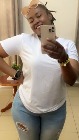 Zuhura28