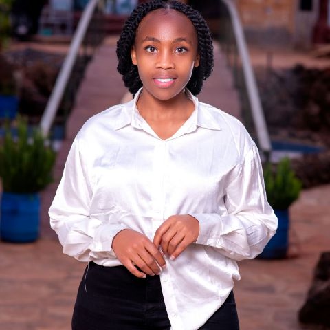 Eunice25