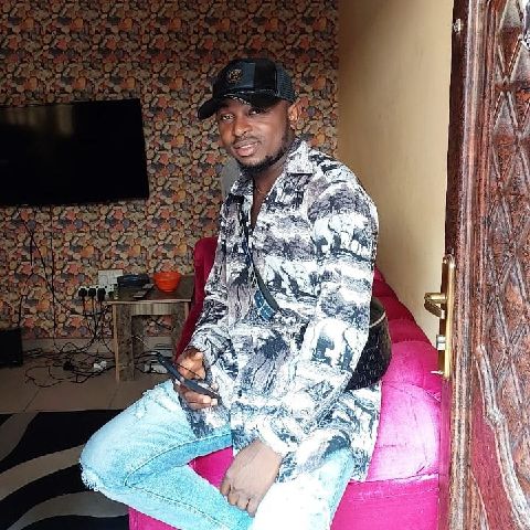 Clever25 is Single in Cotonou, Littoral, 2