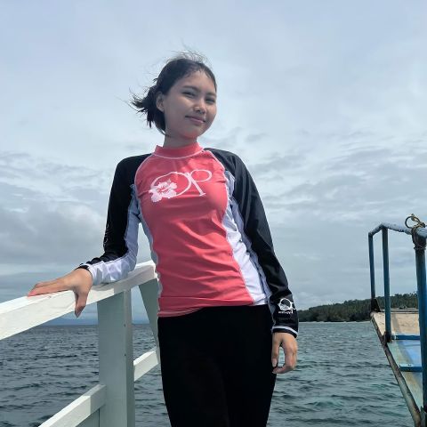 ALONA52