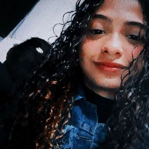 Giselly_Anjos