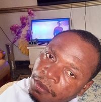 Hindolo1 is Single in Freetown, Western Area