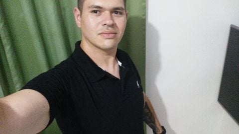 PauloLimaJr is Single in Joinville, Santa Catarina, 3