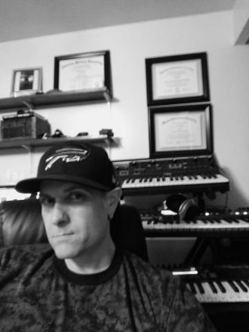 SynthGuyStoic is Single in Clifton Park, New York, 3