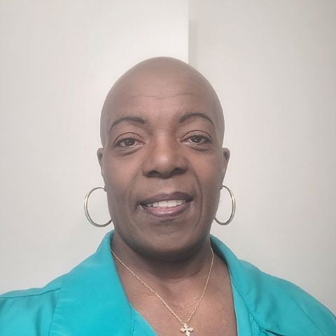 Lynn210 is Single in Indianapolis, Indiana, 4