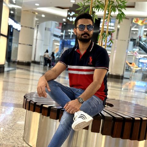Mr_Nom is Single in Lahore Gujrati, Punjab, 5