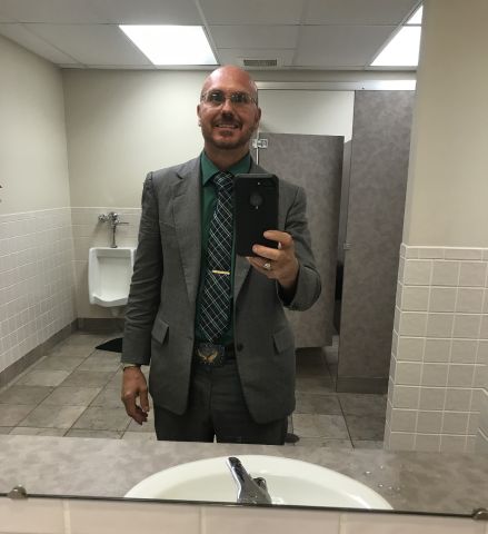 Scot30 is Single in Findaly, Ohio, 2