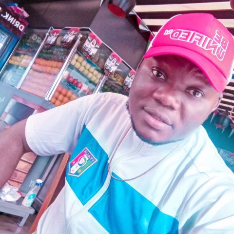 Godlove53