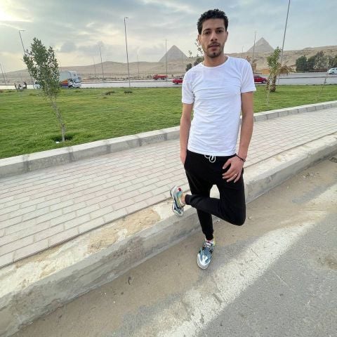 Mahmoud94 is Single in Shubra, Al Qahirah